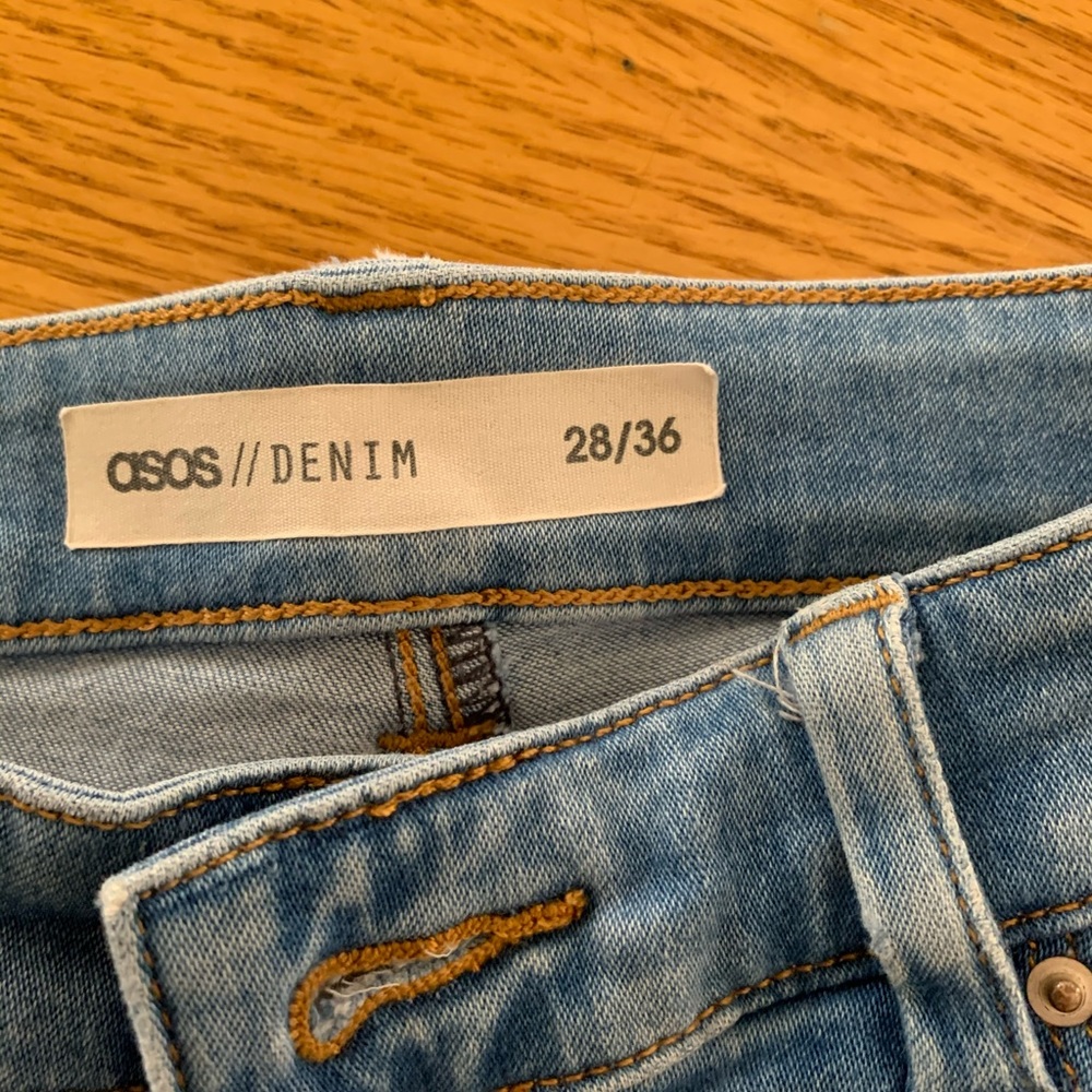 Girls skinny jeans, great condition